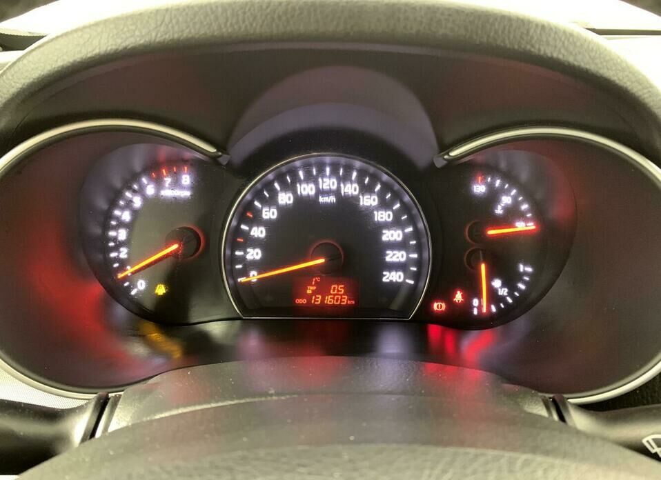 Kia Sorento 2.4 MT (175 л.с.)