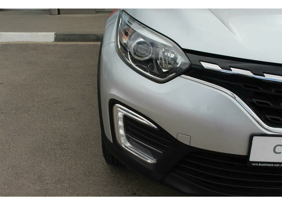 Renault Kaptur 1.6 CVT (114 л.с.)