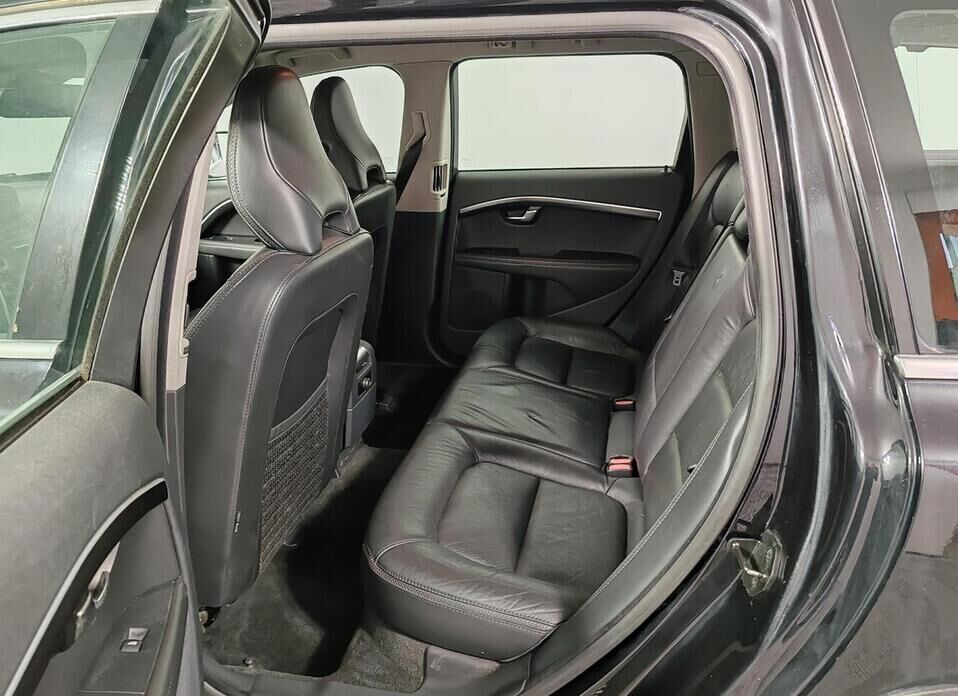 Volvo XC70, II 2.4d AT (163 л.с.) 4WD
