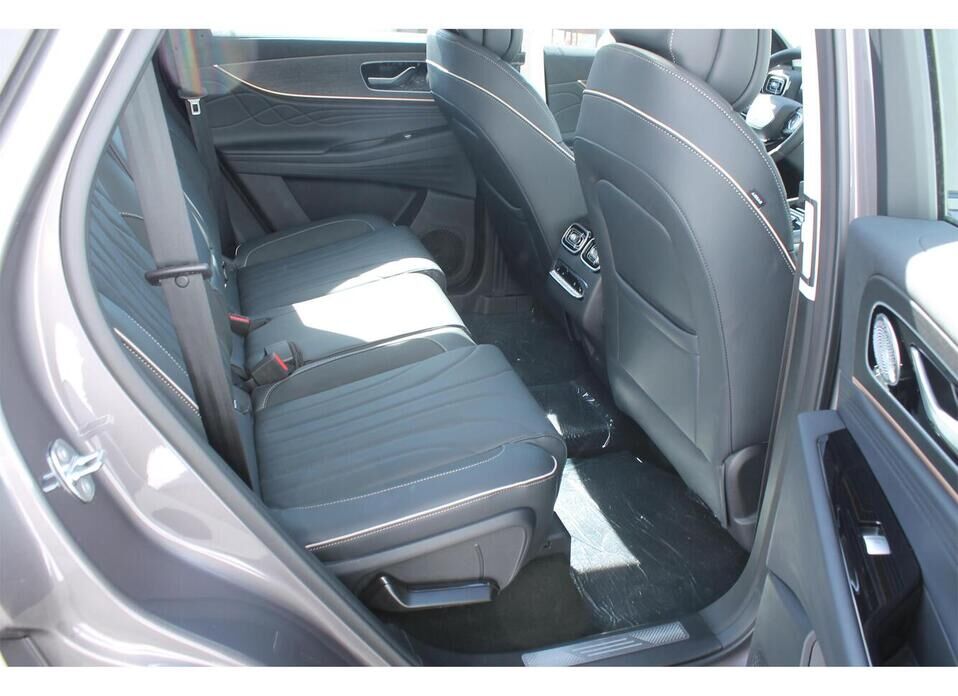 Jaecoo J8 2.0 AMT (249 л.с.) 4WD